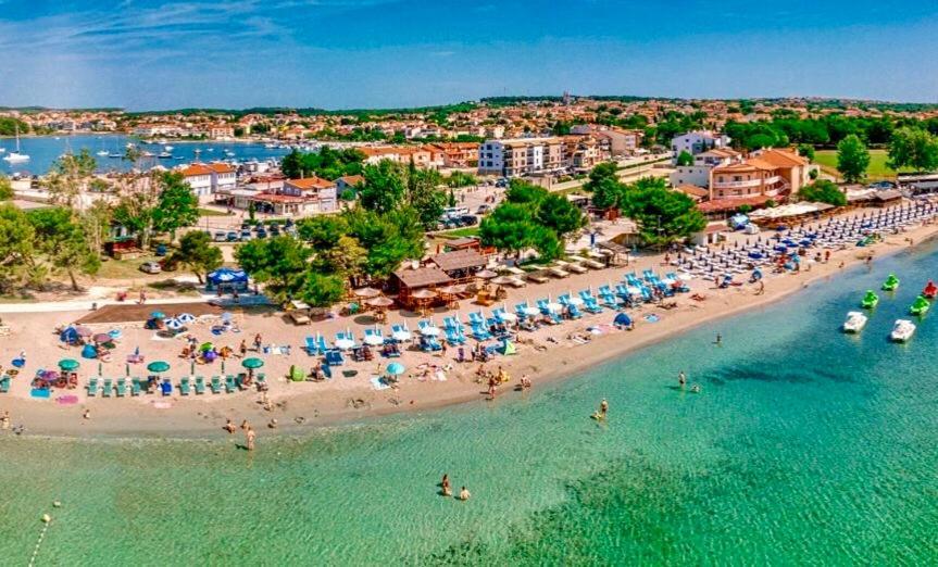 Enna Apartment C Perfect Location Медулин Экстерьер фото